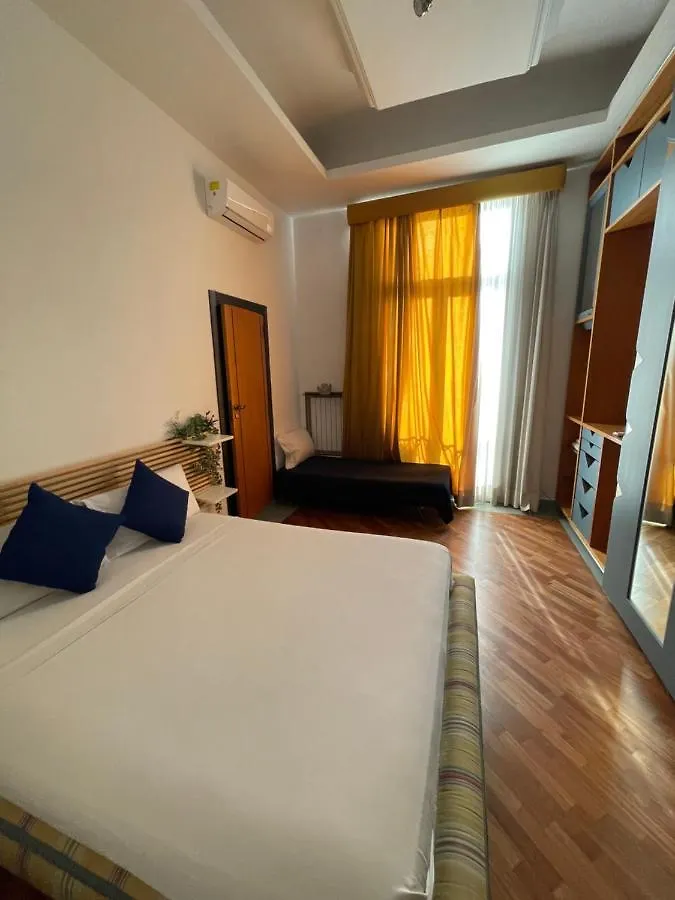 Smln Rooms & Suites Naples Bed & Breakfast