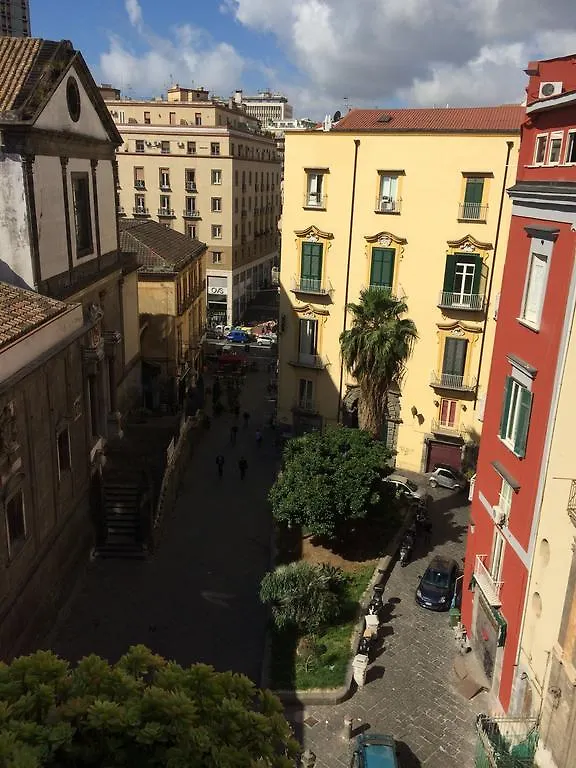 Smln Rooms & Suites Naples Bed & Breakfast