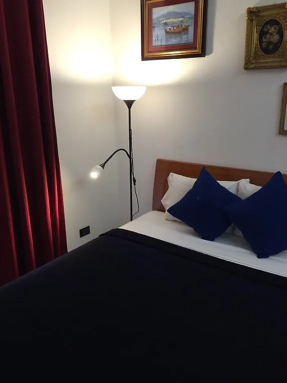 Bed & Breakfast Smln Rooms & Suites Naples