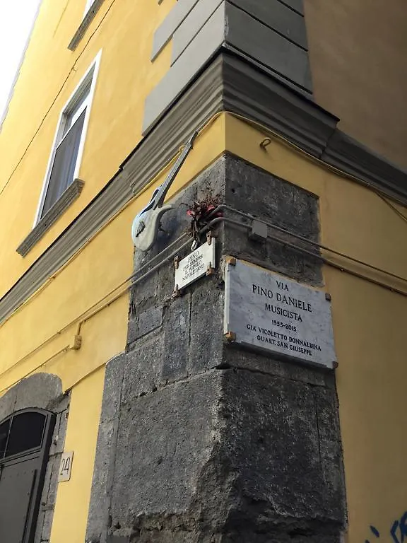 ** Bed & Breakfast Smln Rooms & Suites Naples Italy