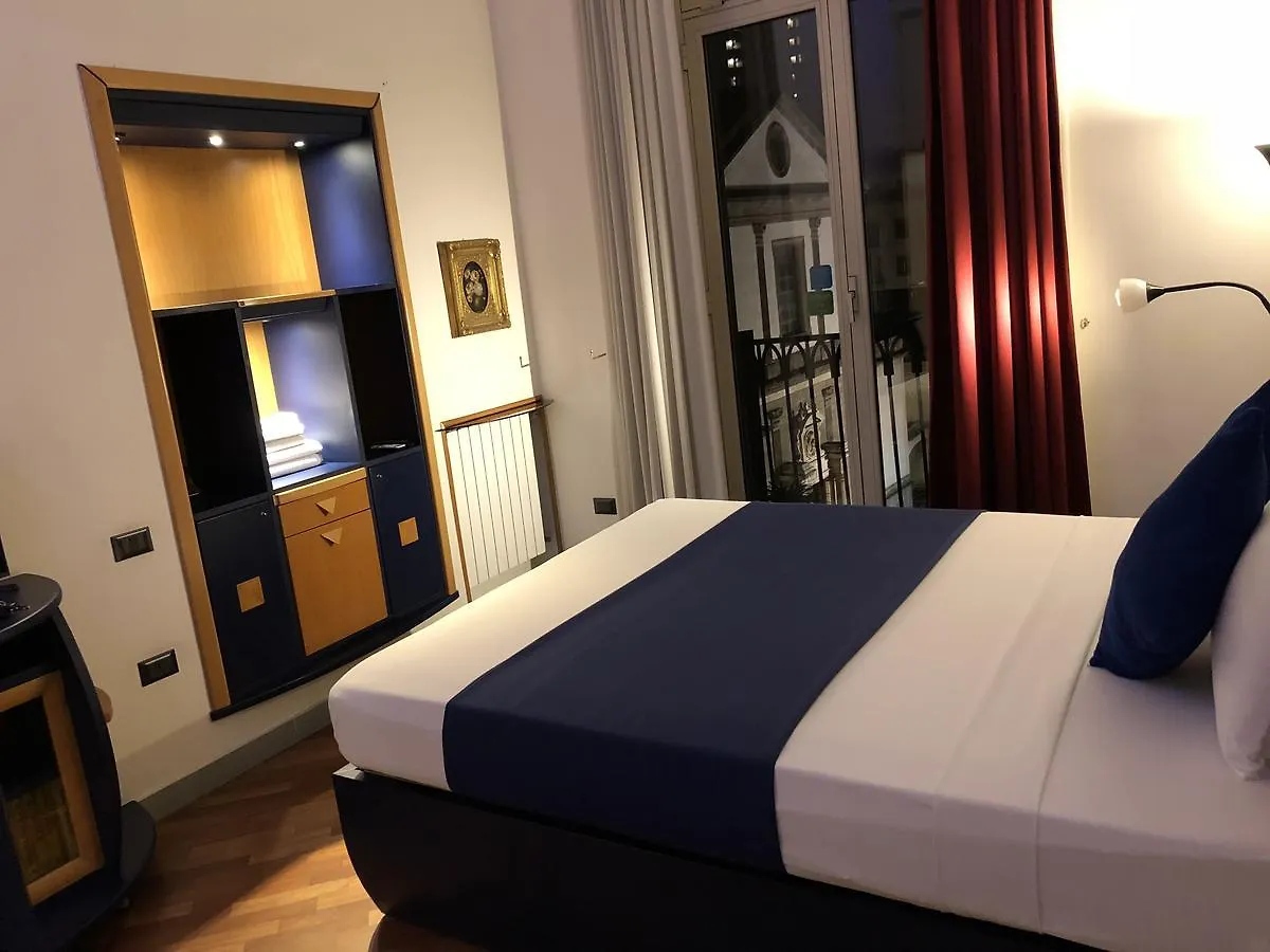 Smln Rooms & Suites Naples Bed & Breakfast