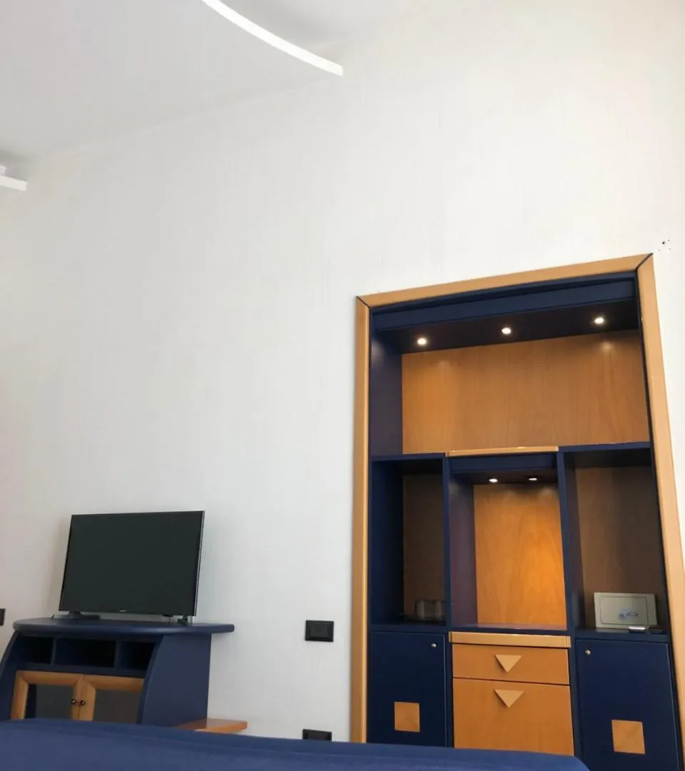** Bed & Breakfast Smln Rooms & Suites Naples Italy